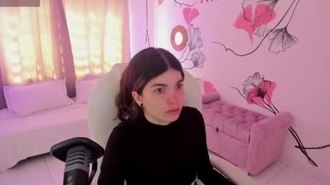 Kendall online show from May 15, 2:24 pm
