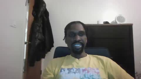 Snapshot of gino_crazy87 chatting on January 21, 1:08 am gino_crazy87 online show from January 21, 1:08 am