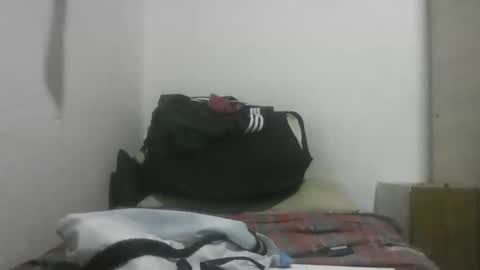 emahot online show from February 19, 6:42 am