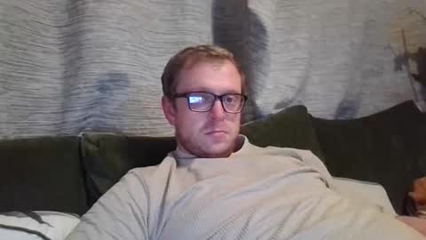 Snapshot of ginwood chatting on February 18, 5:53 pm ginwood online show from February 18, 5:53 pm