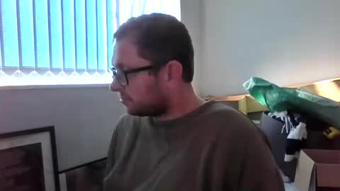 Snapshot of ginwood chatting on March 5, 3:08 pm ginwood online show from March 5, 3:08 pm