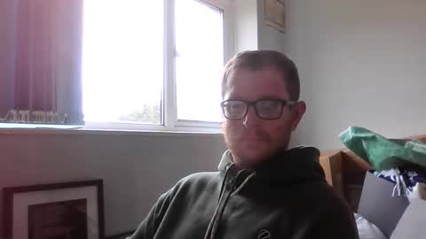 Snapshot of ginwood chatting on March 12, 10:43 am ginwood online show from March 12, 10:43 am