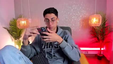 Gio Carangi online show from March 1, 3:30 am