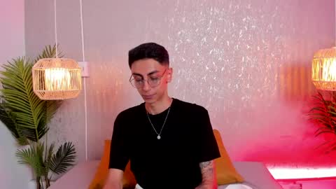 Gio Carangi online show from March 31, 3:19 am