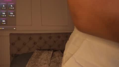 Snapshot of gio_palacios chatting on March 4, 2:45 pm Gio online show from March 4, 2:45 pm