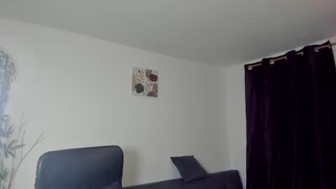 Snapshot of gio_russo chatting on December 2, 5:15 am GioRusso online show from December 2, 5:15 am