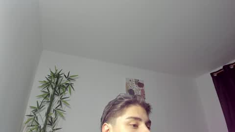 Snapshot of gio_russo chatting on January 13, 9:20 pm GioRusso online show from January 13, 9:20 pm