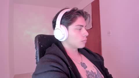 Snapshot of gio_russo chatting on September 14, 4:39 pm GioRusso online show from September 14, 4:39 pm