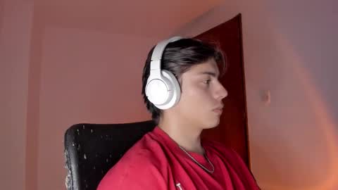 Snapshot of gio_russo chatting on October 29, 1:08 am GioRusso online show from October 29, 1:08 am