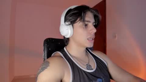 GioRusso online show from December 15, 2:38 am