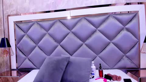 giorgia online show from December 14, 3:07 am