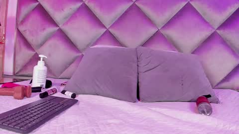 giorgia online show from December 17, 2:12 am