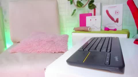 Giorgina online show from February 23, 10:39 am