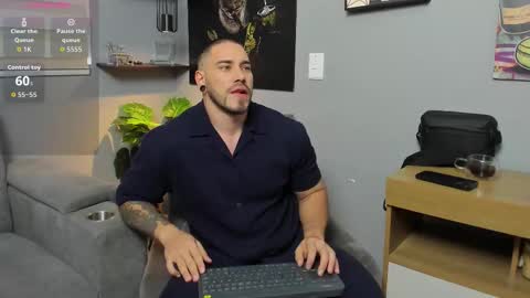 Giorgio leone online show from October 19, 7:36 pm