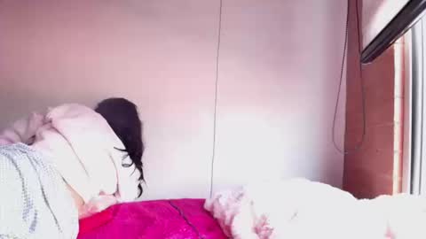 giovanna_oliveria online show from March 20, 3:39 pm