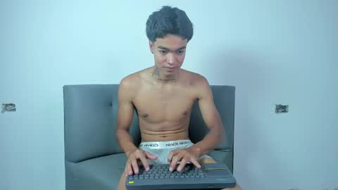 Giraldo  online show from January 2, 8:46 pm