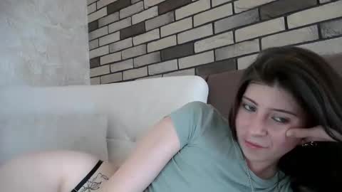 girl_cute007 online show from May 5, 2:36 pm