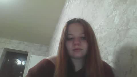 Snapshot of girl_cute07 chatting on January 17, 9:29 pm girl_cute07 online show from January 17, 9:29 pm