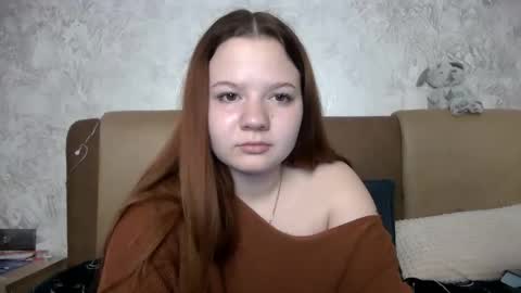 girl_cute07 online show from May 11, 8:28 pm