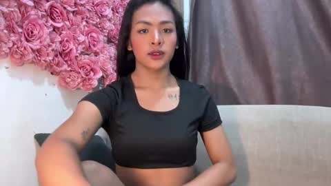 queen ronna online show from October 25, 10:56 am