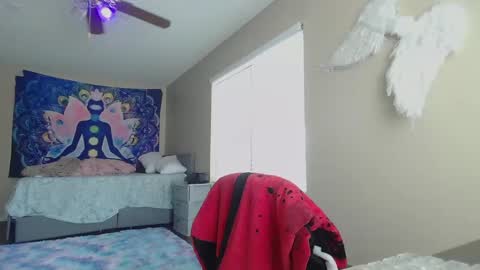 Snapshot of girlnextdoor702 chatting on September 25, 6:22 pm Jasmine online show from September 25, 6:22 pm