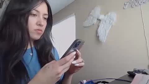 Snapshot of girlnextdoor702 chatting on October 14, 4:52 pm Jasmine online show from October 14, 4:52 pm