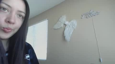 Snapshot of girlnextdoor702 chatting on October 21, 4:19 pm Jasmine online show from October 21, 4:19 pm