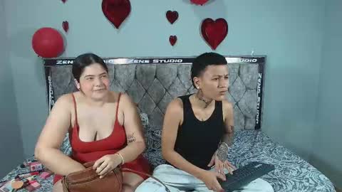 Snapshot of girlshot69z chatting on February 13, 7:54 pm girlshot69z online show from February 13, 7:54 pm