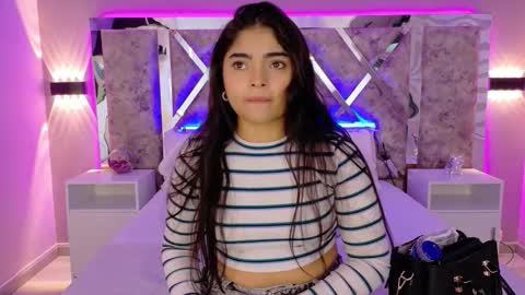     online show from November 22, 11:09 am