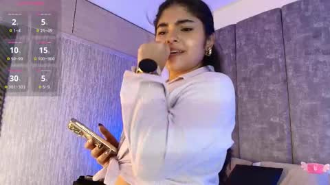     online show from November 26, 7:09 am