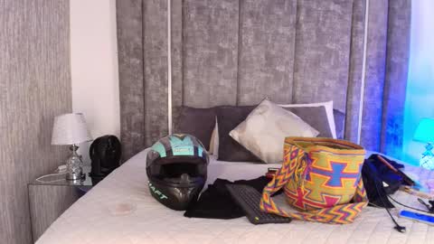 Snapshot of giselamaru chatting on March 19, 10:41 am online show from March 19, 10:41 am