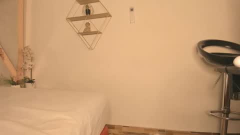 gisele_lake online show from February 1, 4:11 am