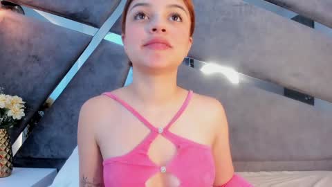 Snapshot of giselle_lauren chatting on November 1, 8:44 pm Giselle online show from November 1, 8:44 pm