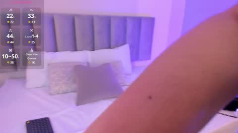   online show from December 20, 12:41 am