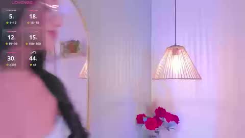   online show from September 9, 7:46 pm