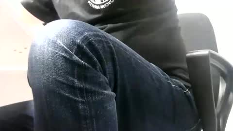 Snapshot of gitano691 chatting on December 19, 10:22 am gitano691 online show from December 19, 10:22 am