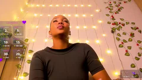 GiuliaCash online show from January 11, 4:01 pm