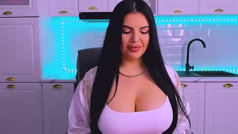 Snapshot of giulyalust chatting on March 3, 10:04 pm Giulia online show from March 3, 10:04 pm