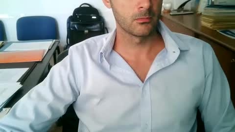 giuseppevai1 online show from September 25, 10:19 am