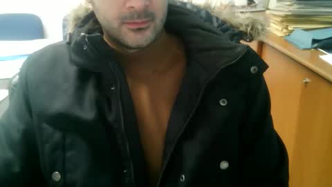 giuseppevai1 online show from January 7, 8:39 am