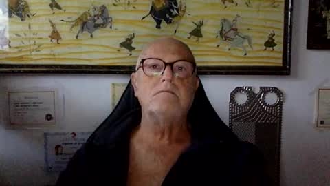 giutomma930394 online show from May 19, 7:37 am