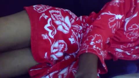 Snapshot of give_us_pleasure chatting on April 13, 11:16 am give_us_pleasure online show from April 13, 11:16 am