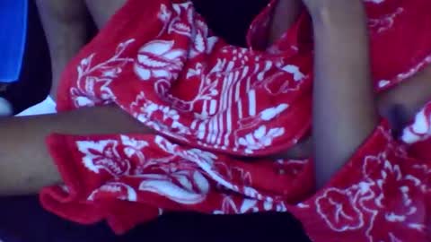 Snapshot of give_us_pleasure chatting on May 1, 7:24 am give_us_pleasure online show from May 1, 7:24 am