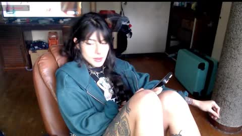 Snapshot of givenom chatting on October 9, 8:29 pm dirtyvenom online show from October 9, 8:29 pm