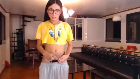 gleiahong online show from September 21, 12:07 pm