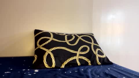 gleiahong online show from December 15, 3:11 am