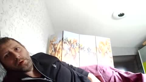 Snapshot of glekke89 chatting on January 20, 1:21 pm glekke89 online show from January 20, 1:21 pm