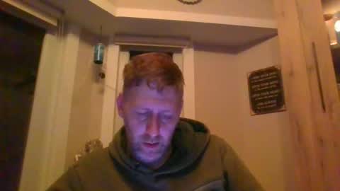 Snapshot of glekke89 chatting on March 5, 6:56 pm glekke89 online show from March 5, 6:56 pm