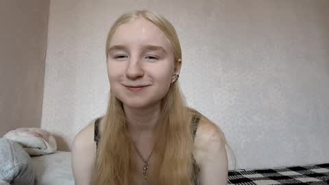 Laura online show from April 3, 10:13 am