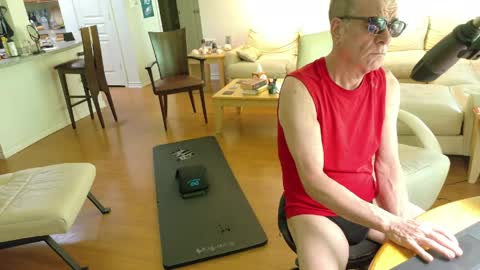 glennbitch online show from May 4, 6:37 pm